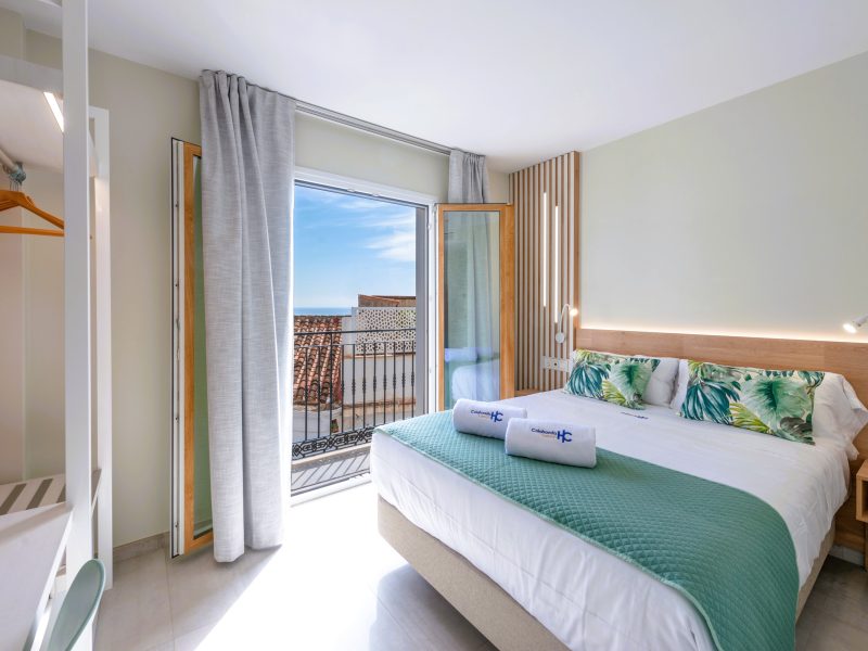 Deluxe con balcón y vistas
