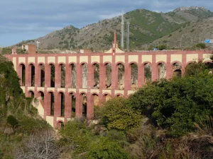 acueducto del aguila nerja